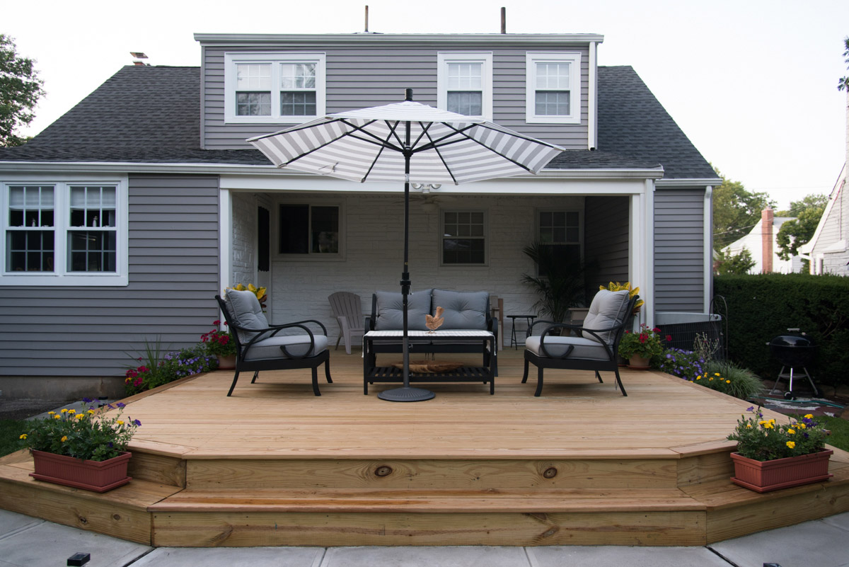 Raised Wooden Platform Style in Bloomfield